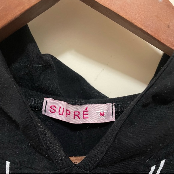 Hooded Supre tank top. - Picture 3 of 3